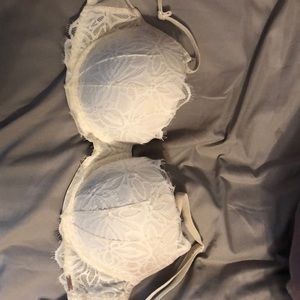 Victoria’s Secret lace push up bra
